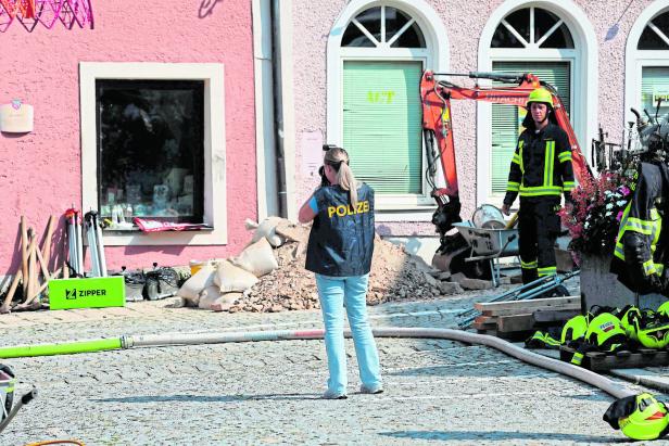 Nach Gebäudeeinsturz in Schärding: Haus wird abgetragen