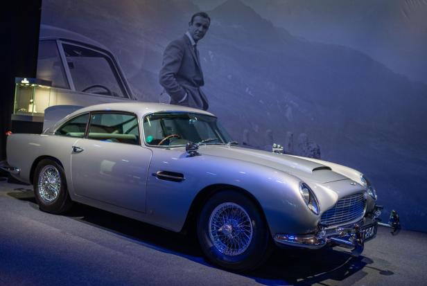 ERÖFFNUNG AUSSTELLUNG "007 ACTION VIENNA - OFFICIAL JAMES BOND COLLECTION"