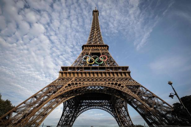 Verewigt oder entfernt? Paris uneins über Olympische Ringe am Eiffelturm