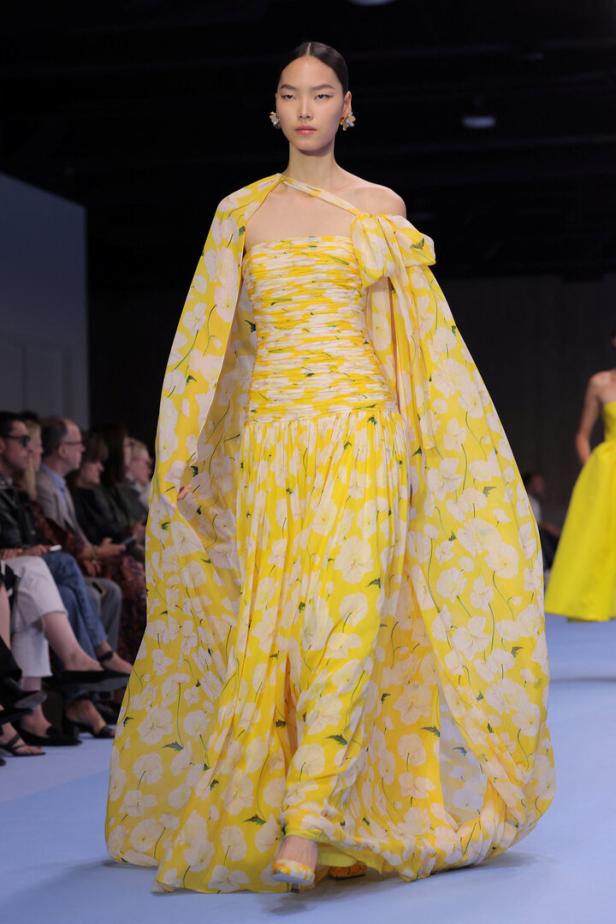 Carolina Herrera Spring/Summer 2025 Collection bei der New York Fashion Week.