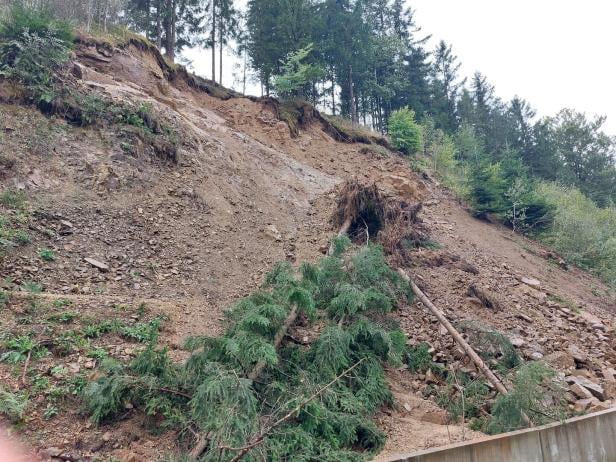 Unwetter: Schwieriges ÖBB-Notprogramm für West- und Südbahnstrecke