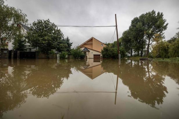 Hochwasser in Osteuropa: Kampf gegen die Fluten von Polen bis Rumänien