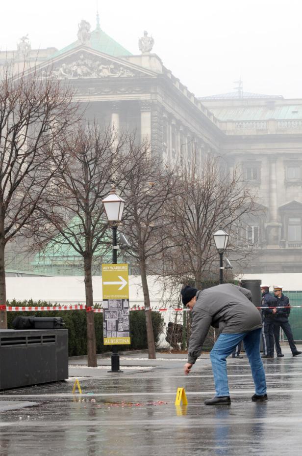 Wiener Polizei sucht mit Fotos nach Mörder mit Rechen