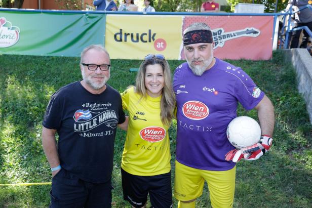 Dieser Musiker holte sich den Pokal beim Band Fußball Cup