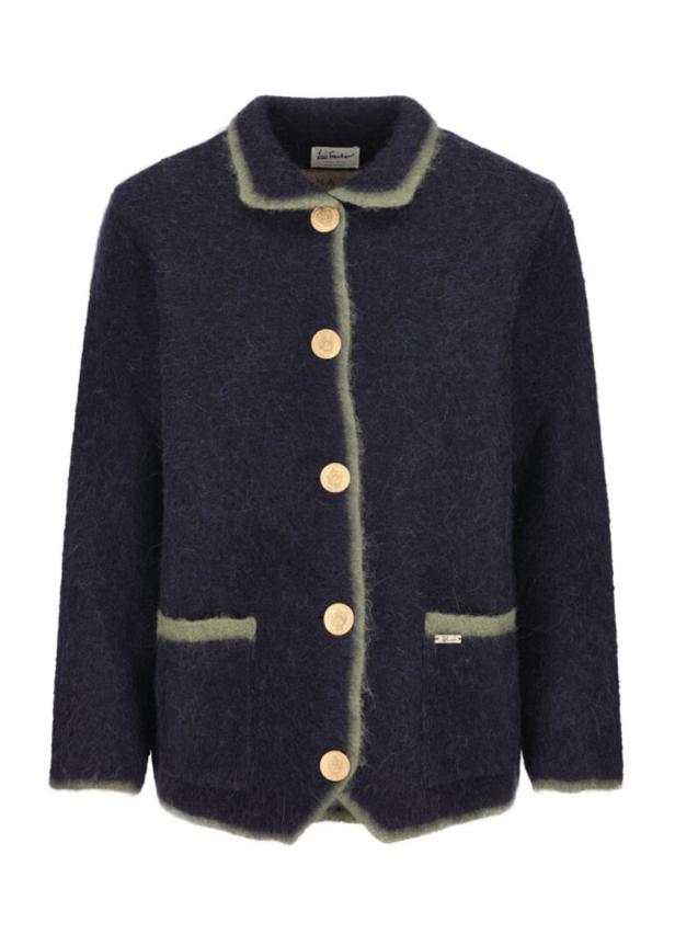 Eine dunkelblaue Strickjacke mit grünen Akzenten und goldenen Knöpfen.
