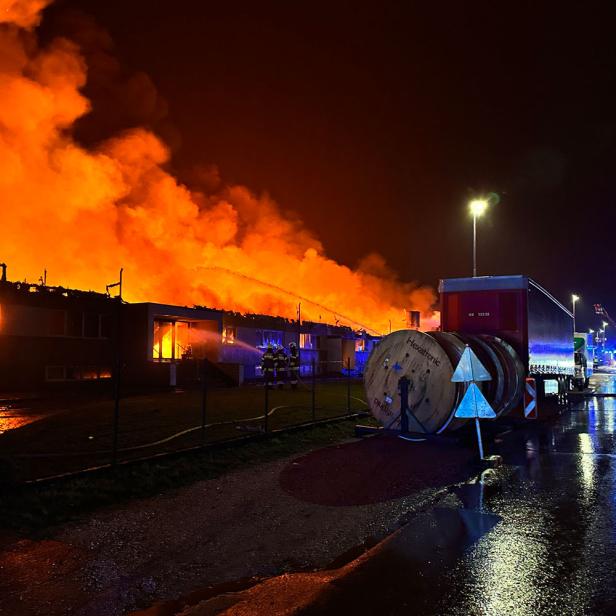 150 Feuerwehrleute kämpften gegen Großbrand in Kärnten