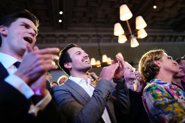 „Schwarzer Tag“: Andreas Babler erreicht nur Platz 3 für die SPÖ