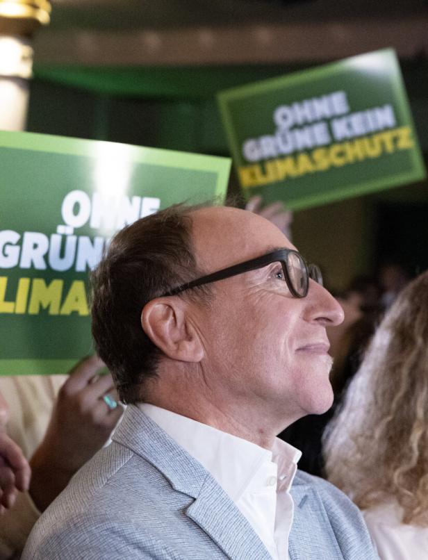 Grüne wollen "weiterkämpfen" - wackelt jetzt Parteichef Kogler?