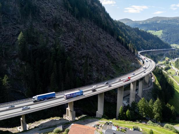 Die Luegbrücke auf der Brennerautobahn A13 in Tirol.
