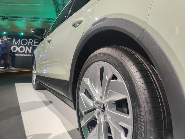 Premiere des neuen Elektro-Kompakt-SUV in Prag: Das ist der neue Škoda Elroq 