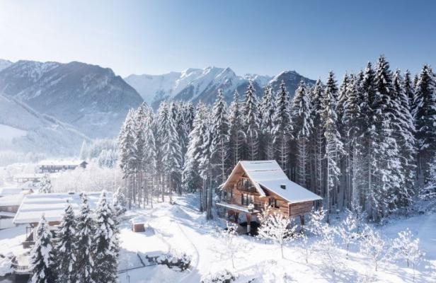 Chalets und Glamping Nassfeld: Baumhäuser in Kärnten.