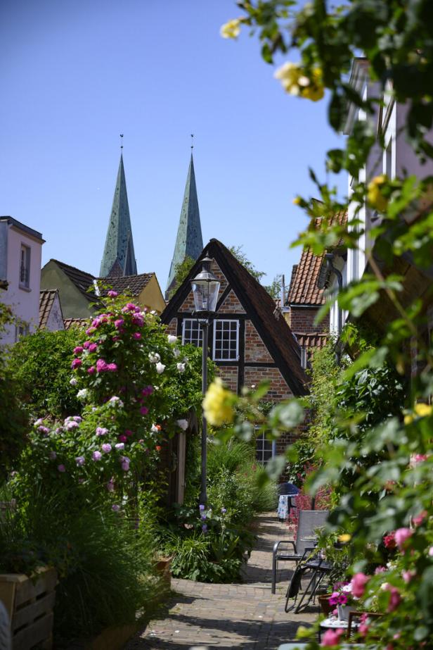 Ein Tag in Lübeck: Zwischen Holstentor und Segelschiffen