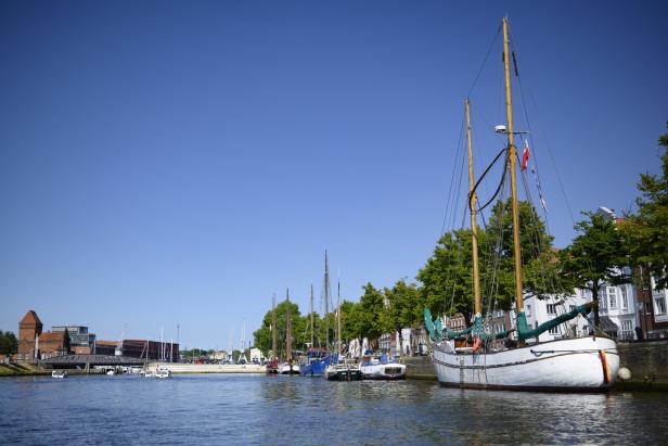 Ein Tag in Lübeck: Zwischen Holstentor und Segelschiffen