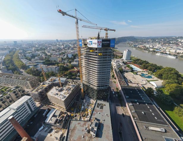 109 Meter urbaner Raum: Dachgleiche beim Quadrill in der Linzer Tabakfabrik