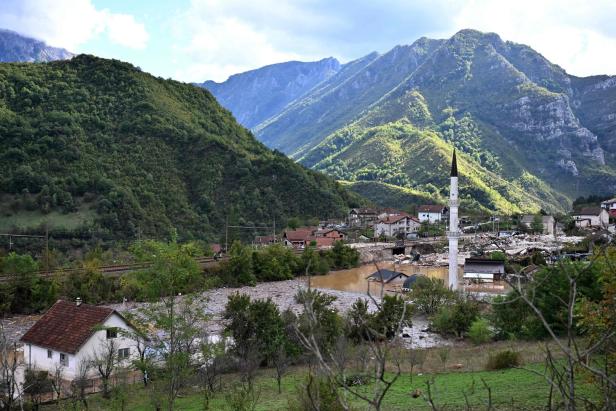 22 Tote und Müllteppich nach Unwetter-Katastrophe in Bosnien-Herzegowina