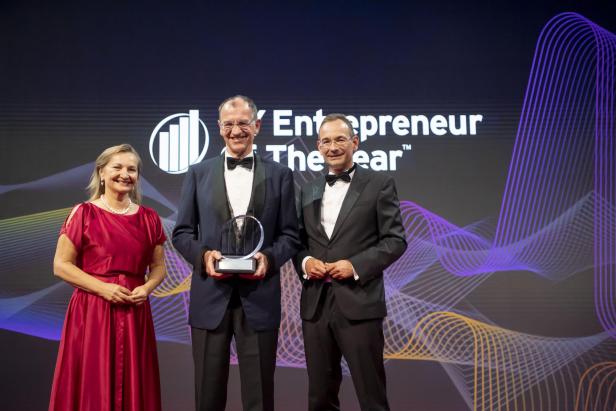 Holzbauunternehmer ist Entrepreneur Of The Year