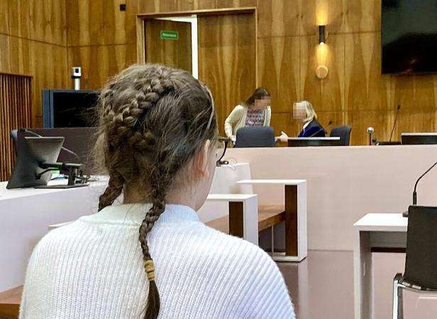 14-Jährige vor Gericht: Sie soll Terroranschlag geplant haben