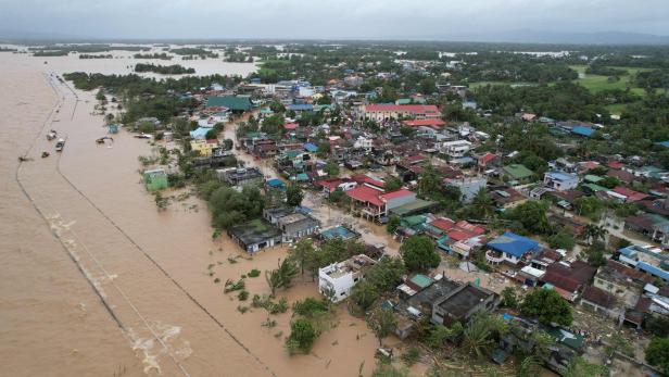 PHILIPPINES-WEATHER-FLOODING