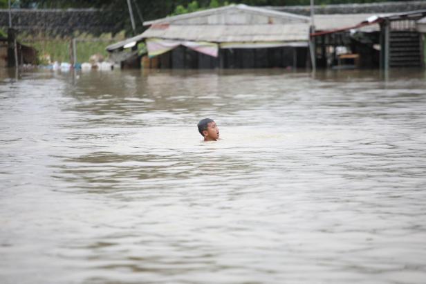 PHILIPPINES-WEATHER-FLOODING