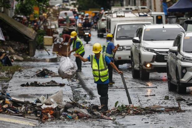 Tropical storm Trami affects Philippines provinces