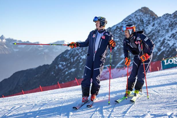 SKI-WELTCUP IN SÖLDEN: RTL DER MÄNNER: FELLER (AUT)/ BRENNSTEINER (AUT)