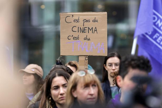 FRANCE-TRIAL-FILM-ASSAULT-DEPARDIEU