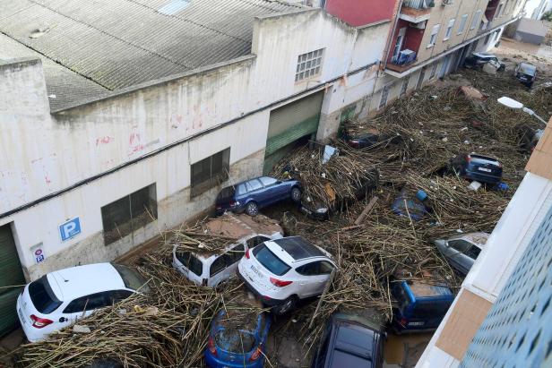 Mehr als 70 Tote: Flut-Katastrophe sorgt für Chaos in Spanien