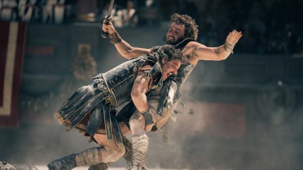 Filmkritik zu "Gladiator II": Seeschlachtplatte mit Weißem Hai