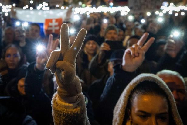 Protestaufmarsch: Tausende demonstrierten gegen slowakische Regierung