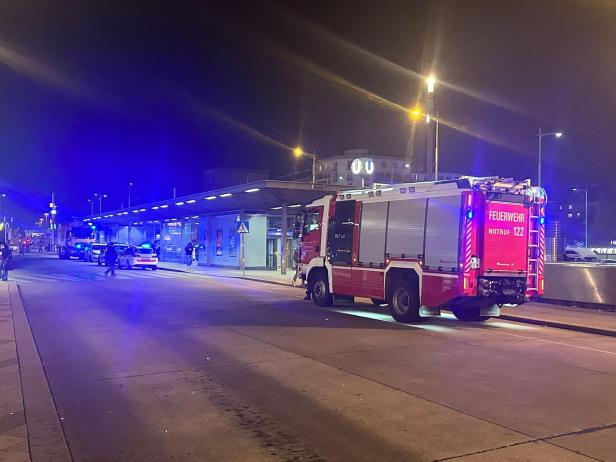 Sperre wegen U-Bahn-Brand: Schienenersatzverkehr wird eingerichtet