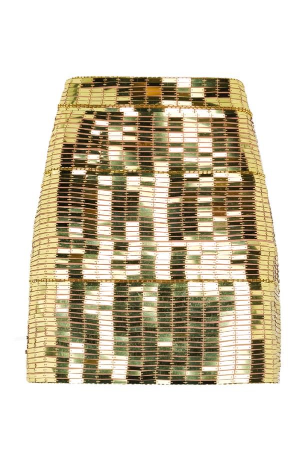 Ein goldener Minirock aus aneinandergereihten Metallplättchen.