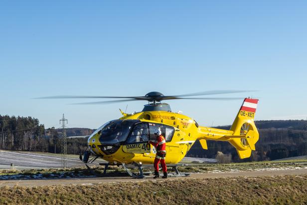 Bezirk Krems: Zwei Schwerverletzte nach Kollision zweier Fahrzeuge