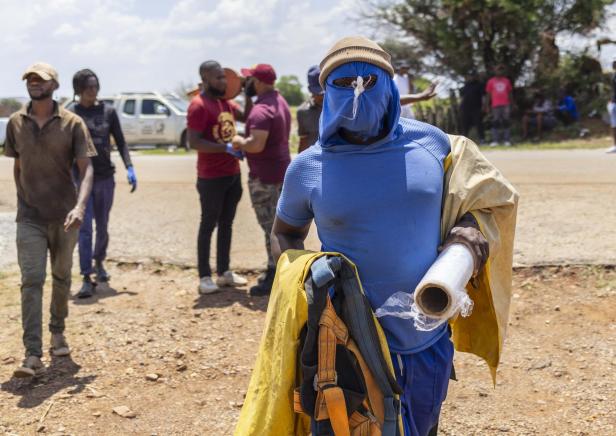 South African illegal gold miners trapped underground