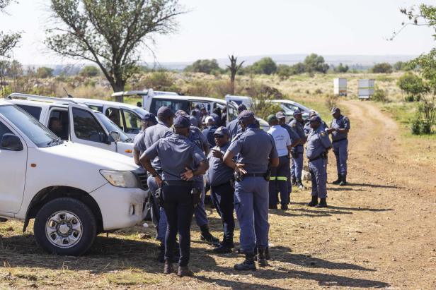 South African illegal gold miners trapped underground 