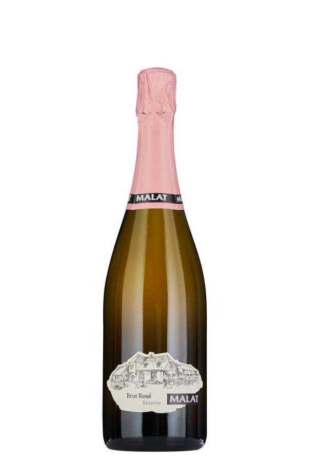 Eine Flasche Malat Brut Rosé Reserve Sekt mit rosa Folie.