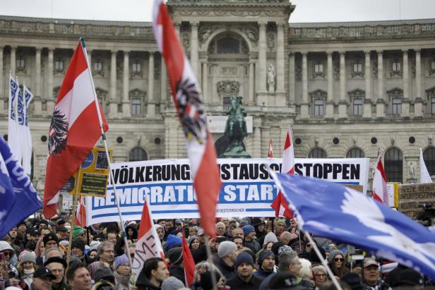 DEMONSTRATION FAIRDENKEN "FÜR UNSER ÖSTERREICH - NEIN ZUR ZUCKERL-KOALITION!!!"