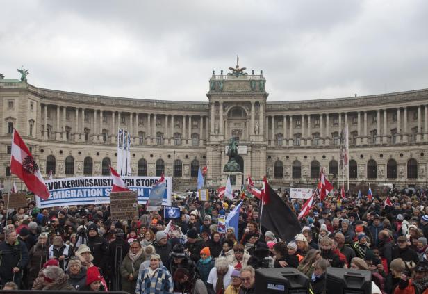 DEMONSTRATION FAIRDENKEN "FÜR UNSER ÖSTERREICH - NEIN ZUR ZUCKERL-KOALITION!!!"