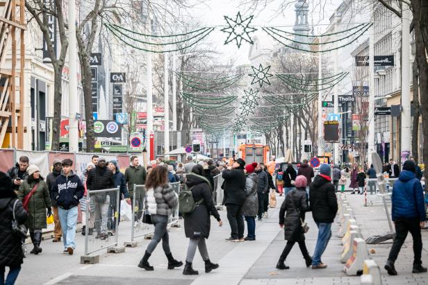 Adventbeginn: Handel zeigte sich am Samstag optimistisch