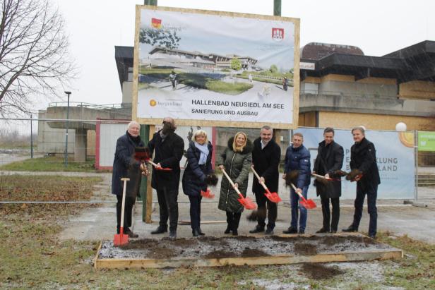 Hallenbad Neusiedl: Sanierung startet mit Verspätung und Aufpreis