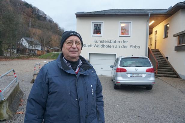 NÖ: Streit, weil Gäste von Eislaufhalle für Parkhausnutzung zahlen müssen