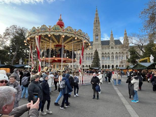 Touristen stürmen Wien: Wie viel Advent ist zu viel?