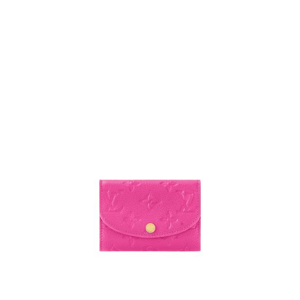 Eine rosafarbene „Rosalie Kawaii“ Brieftasche.