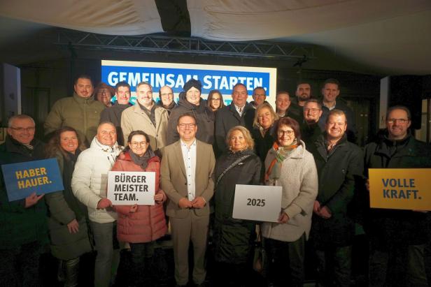 Amstetten: ÖVP startet Wahlkampf mit Freiluftparty im Stadtzentrum