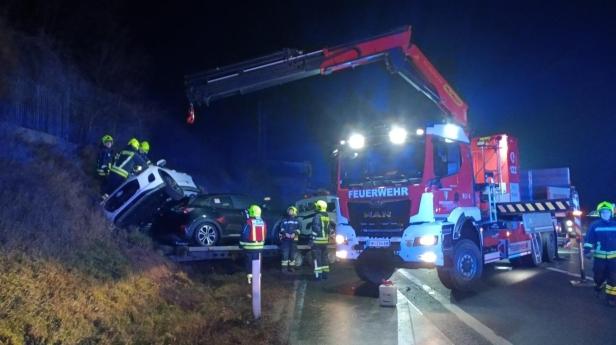 NÖ: Großkarambolage und Verletzte auf der Westautobahn