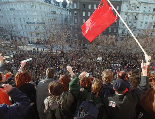 Gegen "rechtsextremen Bundeskanzler": Heute starten Donnerstags-Demos wieder