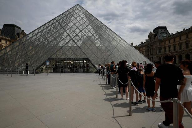 Chefin des Louvre beklagt Zustand ihres Museums