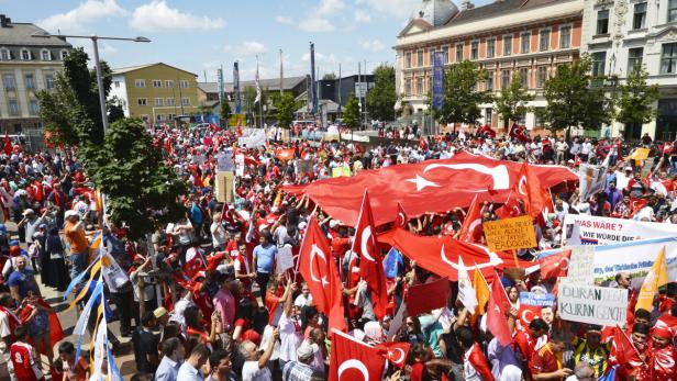 "Pro-Erdogan- Demos haben uns geschadet"