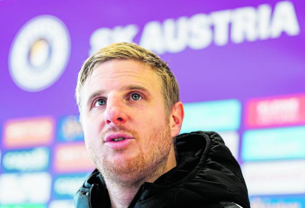FUSSBALL: ADMIRAL BUNDESLIGA/ PG SK AUSTRIA KLAGENFURT: HINTEREGGER FUSSBALL: ADMIRAL BUNDESLIGA/ PG SK AUSTRIA KLAGENFURT: HINTEREGGER