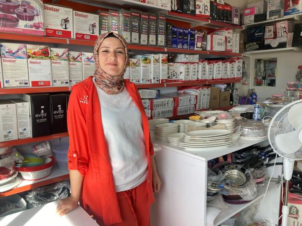 Zwei Jahre nach Jahrhundert-Beben in der Türkei: Wie lebt es sich auf Trümmern?