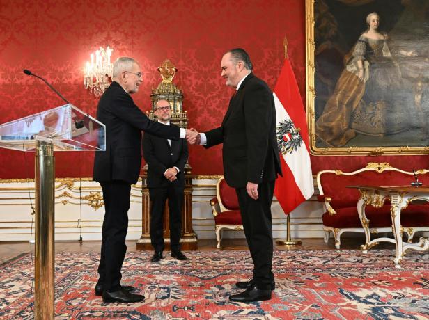 Doskozil angelobt: FPÖ und ÖVP "an Peinlichkeit nicht zu überbieten"